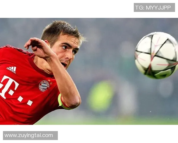 托雷斯的足球传奇之路从青涩少年到世界巨星的成长故事 托雷斯的足球传奇之路从青涩少年到世界巨星的成长故事